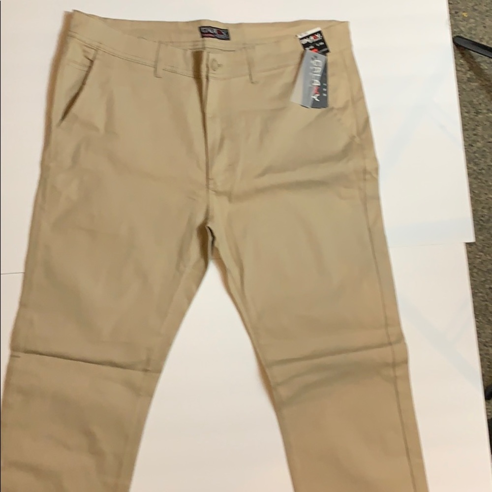 Brand new pair of size 36 x 32 Stretch skinny pant